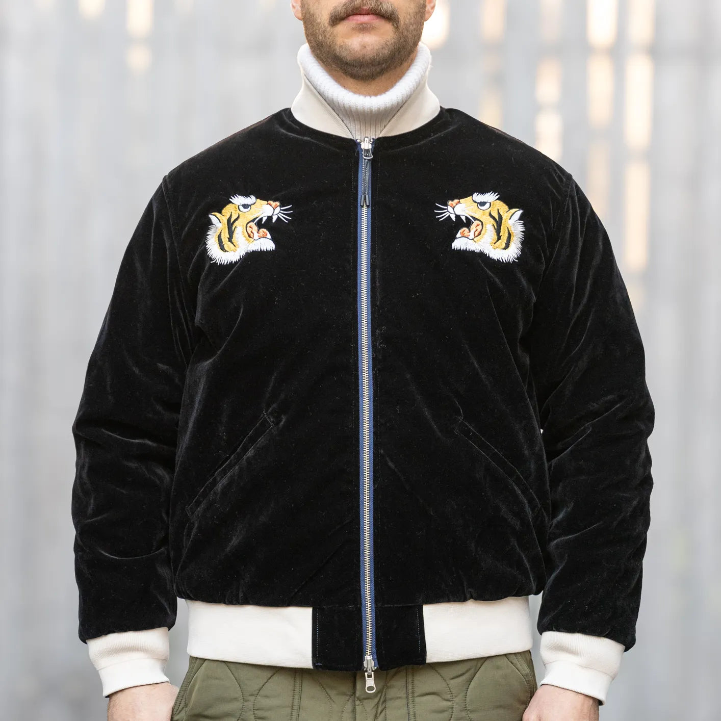 Taion Reversible 'Sukajan' Down Jacket – Black / Navy Taion Reversible 'Sukajan' Down Jacket – Black / Navy