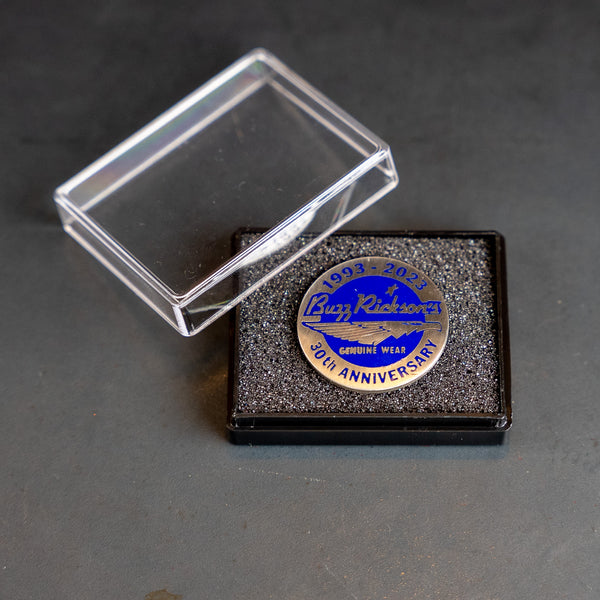Buzz Rickson’s 30th Anniversary Pin Badge – Silver Coated Enamel