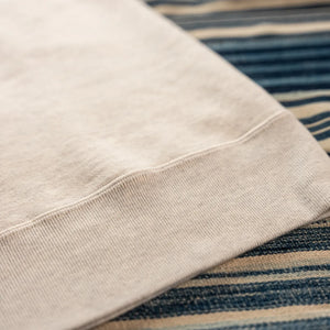 Buzz Ricksons 13oz Flying Tigers Freedom Sleeve Sweatshirt Oatmeal close up hem