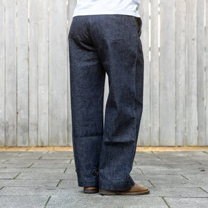 Buzz Ricksons 13oz M1943 Denim Field Trousers Indigo Wide Straight worn backside