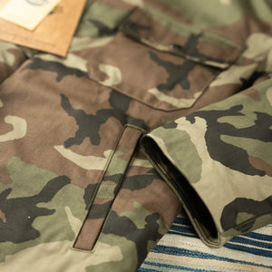 Buzz Ricksons Cold Weather Type A2 Deck Jacket Woodland Camouflage close up side pocket and cuff