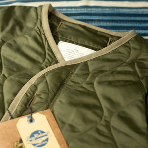 Buzz Ricksons Type M65 Liner Jacket Olive close up collar