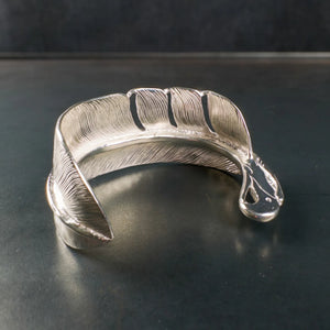 First Arrows BR 105 950 Silver Feather Bangle inside