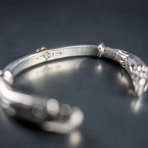 First Arrows Double Eagle Bangle 950 Silver BR296 inside
