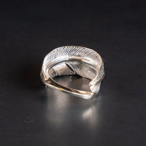 First Arrow’s Turquoise Feather Ring – 950 Silver / R-016