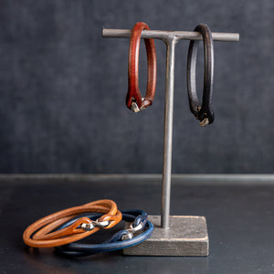 The Flat Heat Single Leather Bracelet – Sterling Silver Hook Closure / Tan