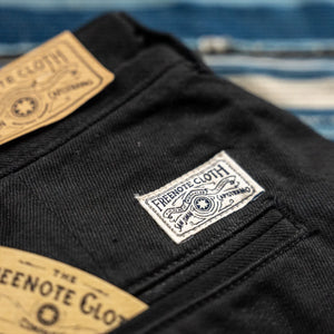 Freenote 11oz Yarn Dyed Shifter Pants Black close up woven label