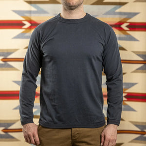 Fullcount 5222LPT9 8oz Flat Seam Hold Fast Stay True Longsleeve Ink Black Loopwheeled worn front