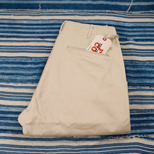 Fullcount 1153 US Army M 41 Tapered Chino Khaki Relaxed Tapered folded