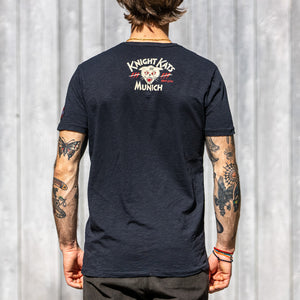 Johnson Motors Munich Knight Kats T-Shirt – Vintage Black