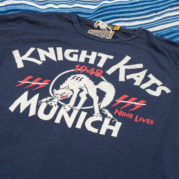 Johnson Motors Munich Knight Kats T-Shirt – Vintage Black