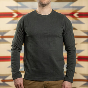 Merz b Schwanen 2S18 11oz Heavy Loopwheel Longsleeve Forest worn front