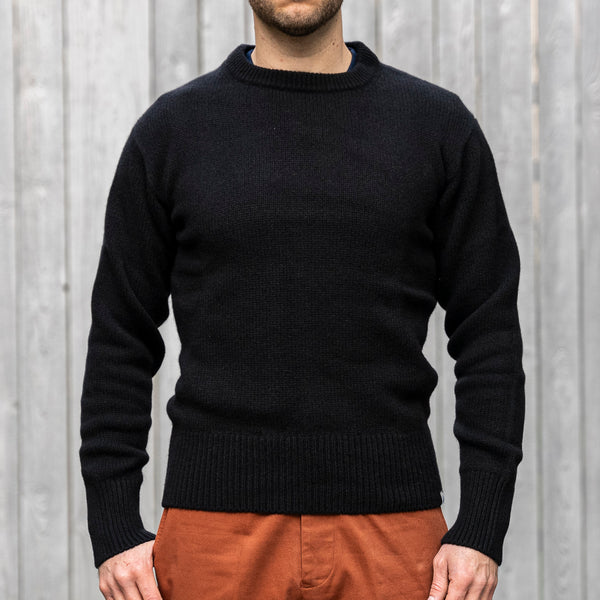 Merz b. Schwanen Merino x Cashmere Crewneck Sweater – Deep Black / LOCC01