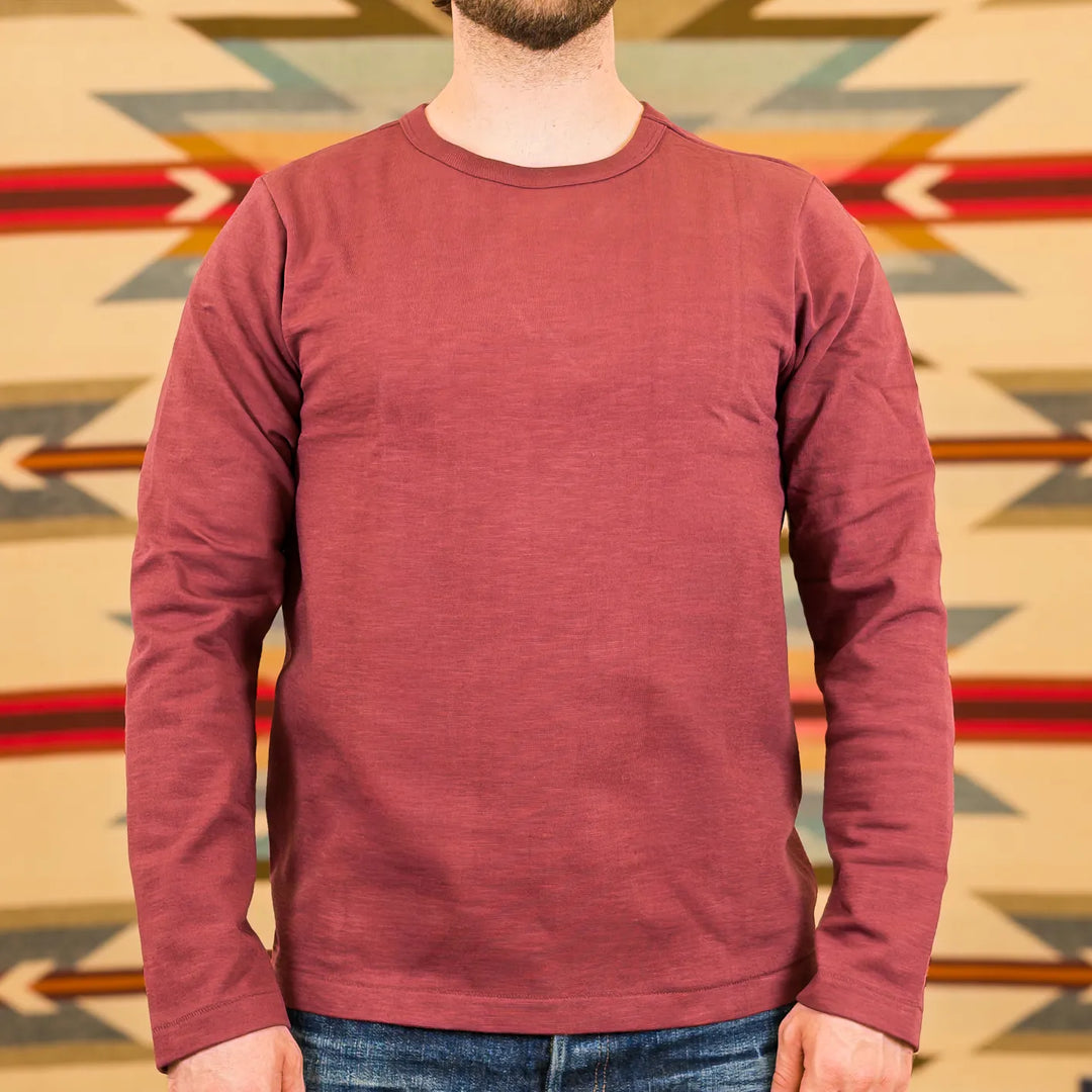 Merz b Schwanen 2S18 11oz Heavy Loopwheeled Longsleeve Burgundy worn front