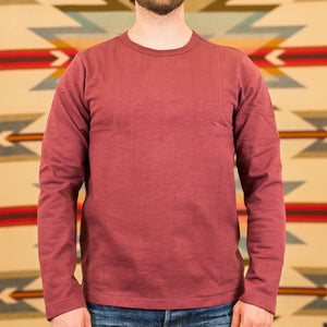 Merz b Schwanen 2S18 11oz Heavy Loopwheeled Longsleeve Burgundy worn front