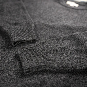 Merz b Schwanen LOCC01 Merino Cashmere Crewneck Sweater Grey Melange detail sleeves