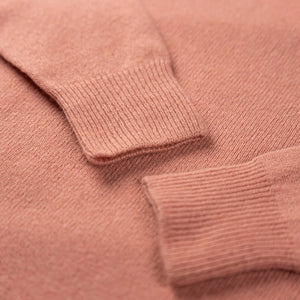 Merz b Schwanen Merino Silk Cashmere Knitted Long Sleeve Pink close up cuffs