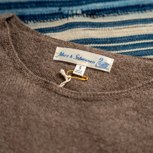 Merz b Schwanen Women Merino Silk Cashmere Sweater Grain close up label