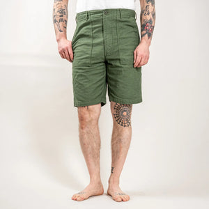 OrSlow 7002 US Army Fatigue Shorts Olive worn front
