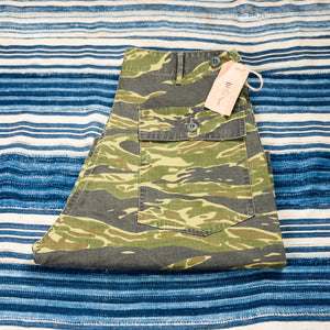 OrSlow 7002 US Army Fatigue Shorts Tiger Camo folded