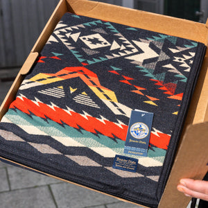 Pendleton Bridge Creek – Jaquard Blanket Robe