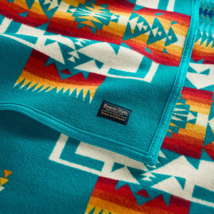 Pendleton Jacquard Blanket Chief Joseph Turquoise close up woven label
