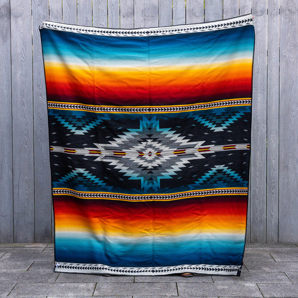 Pendleton Saltillo Sunset – Jaquard Blanket Robe