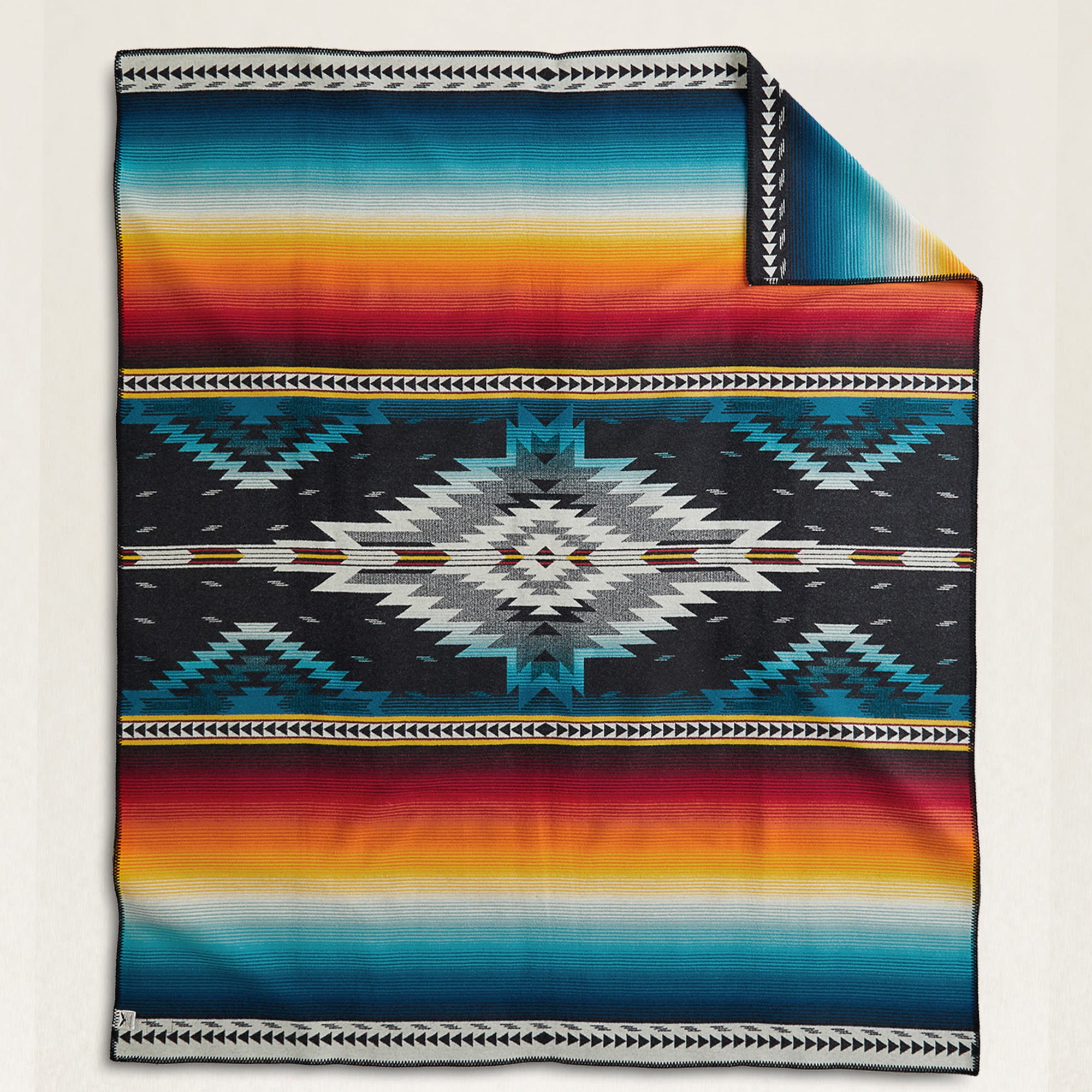 Pendleton Throw Robe Pendleton Saltillo Sunset Blanket ( 162 x 203 cm)