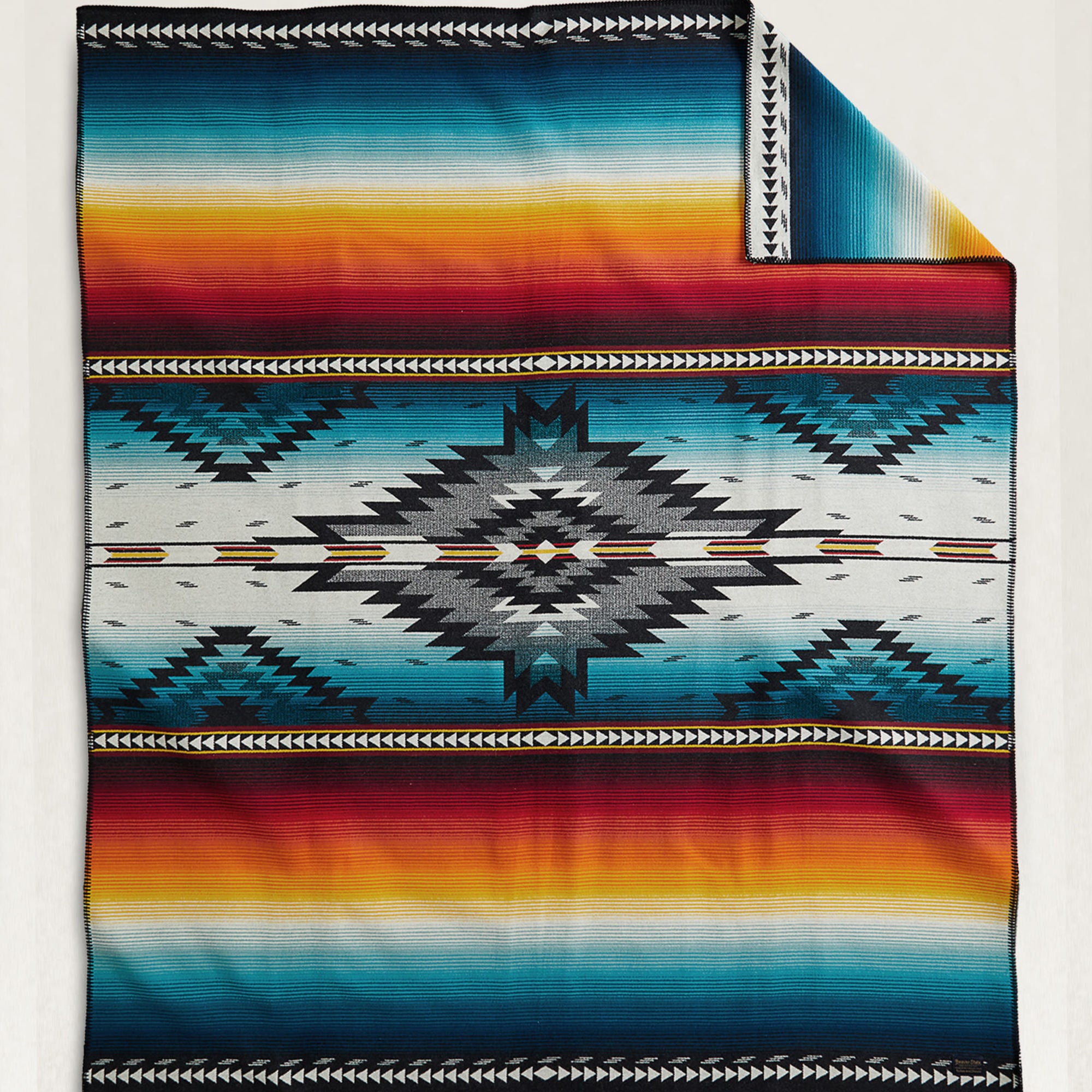 Pendleton Throw Robe Pendleton Saltillo Sunset Blanket ( 162 x 203 cm)