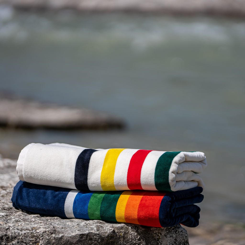 Pendleton Oversized Jacquard Beach Towel – Crater Lake National Park