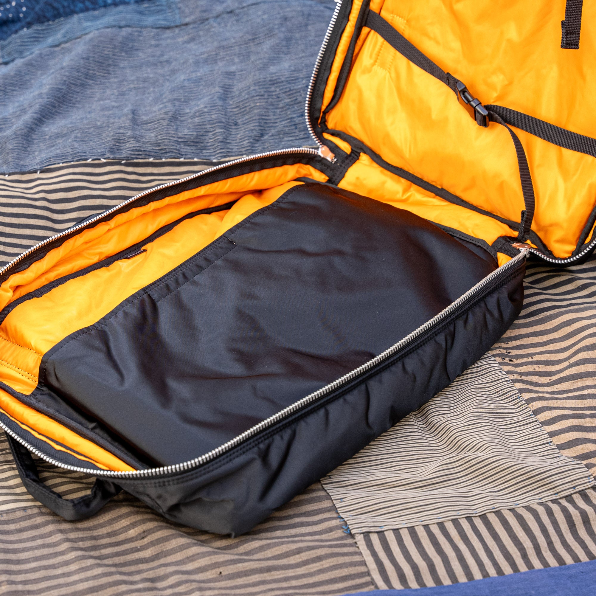 Buy Blue Customized Sleek Light Laptop Notebook Shoulder Briefcase Bag for  11