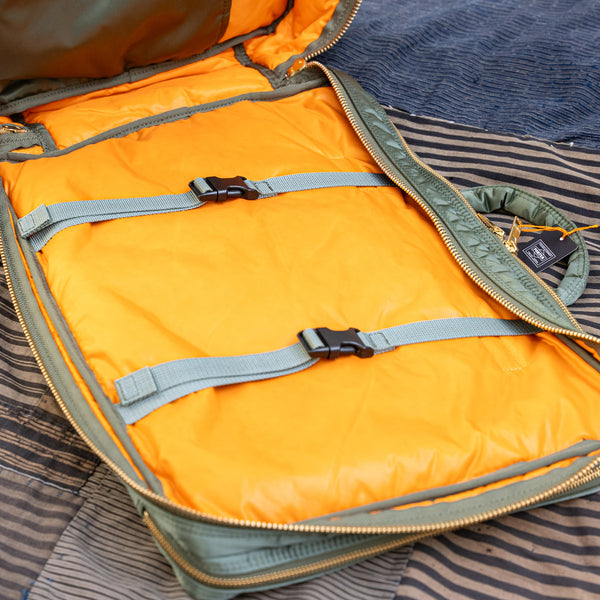 Porter Yoshida Tanker 3-Way Briefcase / Backpack (1st Class) – Sage Green