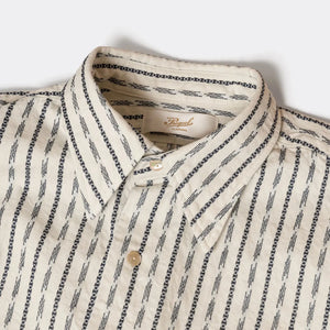 Prequel 7oz Long Point Jacquard Shirt Natural Navy close up collar