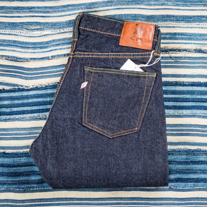 Pure Blue Japan XX 019 14oz Indigo Selvedge Jeans Relaxed Tapered folded
