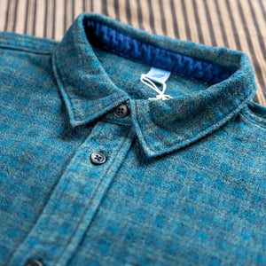 Pure Blue Japan 2235 Indigo OverDyed Cotton Tweed Check Shirt Green close up collar