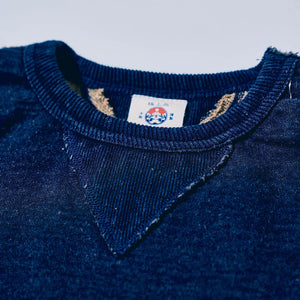 Samurai Jeans 14oz Kakishibu Loopwheeled Sweatshirt Indigo close up collar