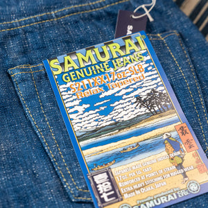 Samurai Jeans S211XX17oz SLB 17oz Murakumo Slub Selvedge Jeans Relaxed Tapered close up paper label