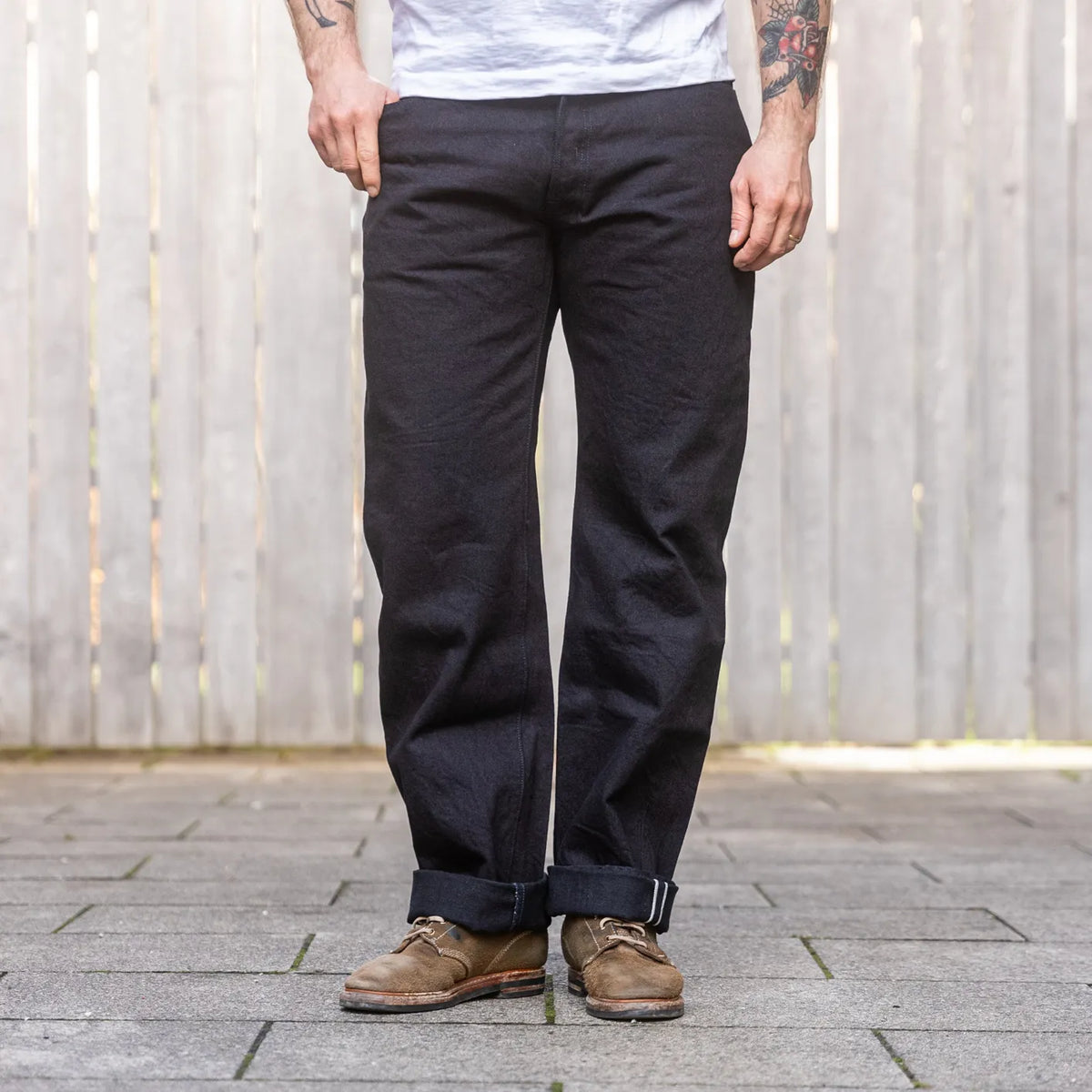 Samurai Jeans 15oz Denim Regular Straight Black on Blue – Made in