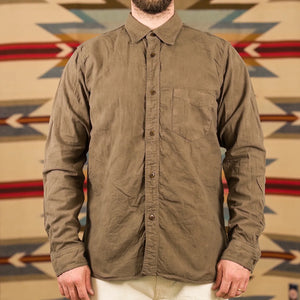 Samurai Jeans SSS26 AT Lightweight Tropical Weather Dobby Shirt Olive worn front