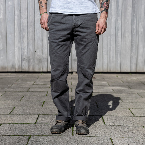 Stevenson Overall Co. 732 10oz ‘Colts’ Chino – Charcoal / Slim Fit