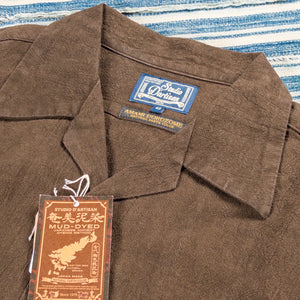 Studio D Artisan 5739 Amami Oshima Mud Dyed 13oz Cotton Linen Shirt Dark Brown detail collar