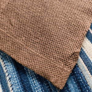 Sunspel Linen Pique Polo Shirt Dark Walnut close up hem