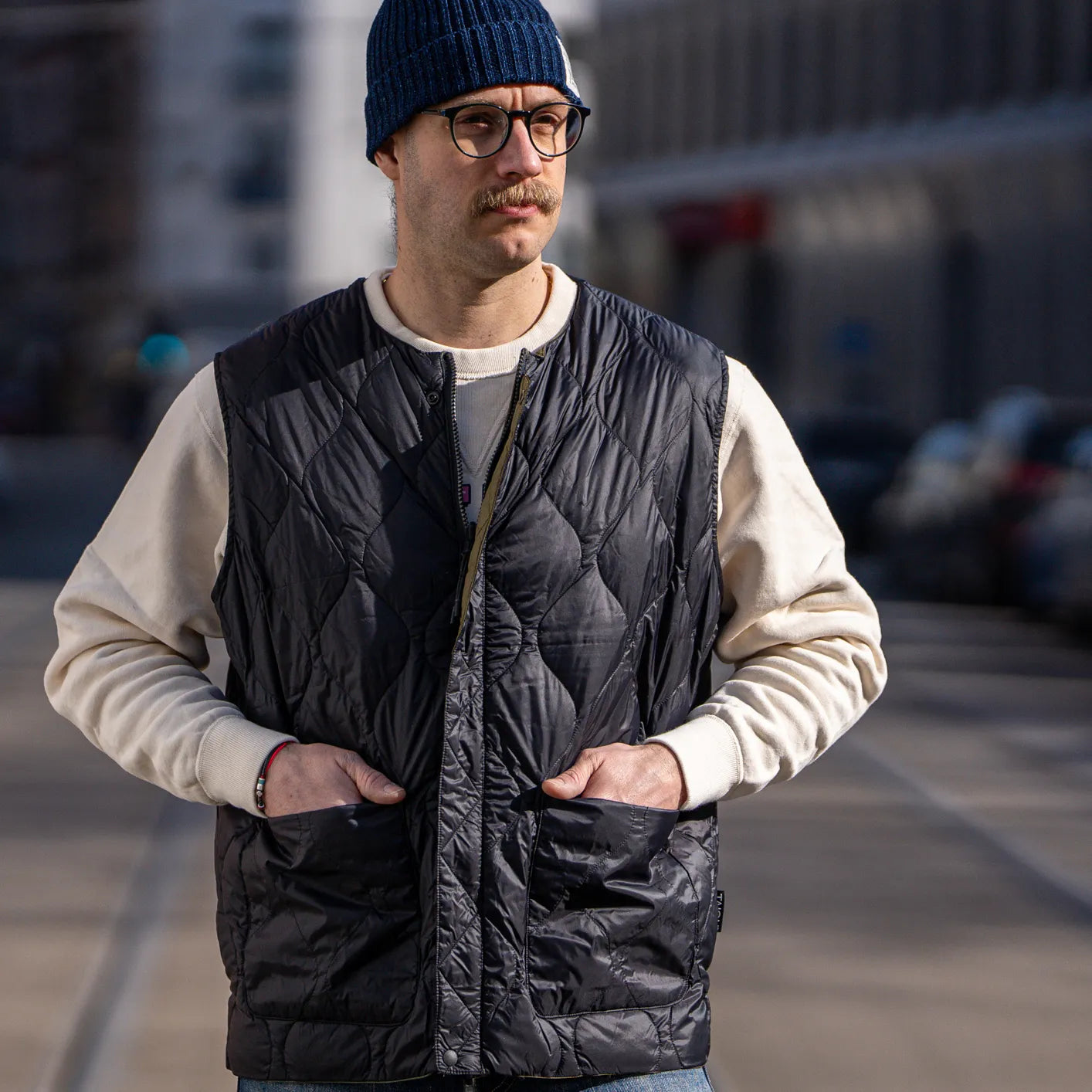 Taion Reversible MA-1 Down Vest – Crazy Olive x Black / Japan Special Taion Reversible MA-1 Down Vest – Crazy Olive x Black / Japan Special