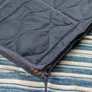 Taion Military W Zip Down Vest Dark Navy close up side zipper