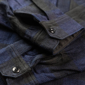 The Flat Head 9oz Block Check Selvedge Flannel Workshirt Indigo Black detail cuffs