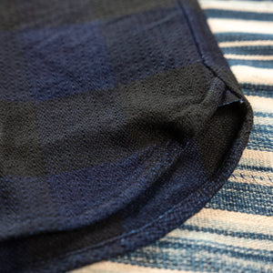 The Flat Head 9oz Block Check Selvedge Flannel Workshirt Indigo Black detail hem and gusset