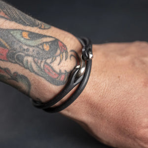 The Flat Heat Double Black Leather Bracelet Sterling Silver Closure