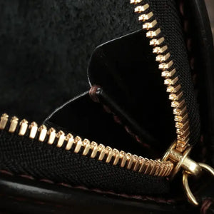 Flat Head Horsehide Accessory Case Black Japan close up zipper