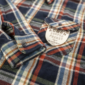 UES 14oz Heavy Selvedge Flannel Shirt Dark Navy close up cuff and chest pocket