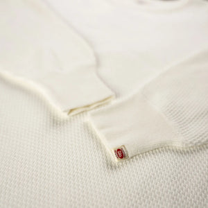 UES 16oz Double Honeycomb Thermal White close up sleeve